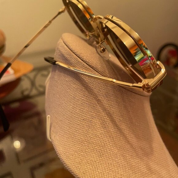 Isla Undercover Sunglasses - Picture 3 of 5